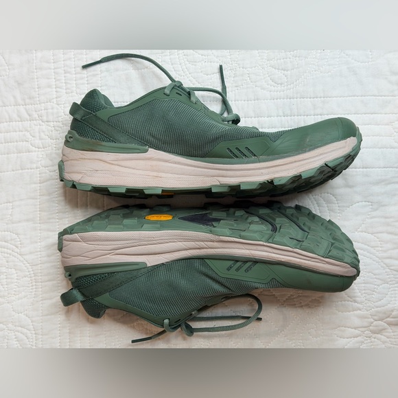 Topo Athletic Womens Traverse Green Running Shoes Sneakers Size 9.5 Sage/Tan - Picture 4 of 14